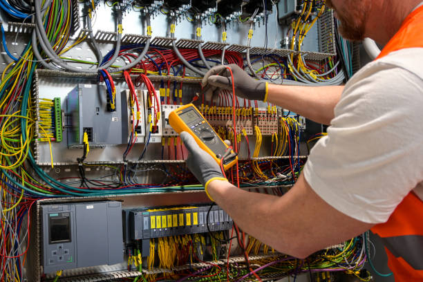 Best Local Electrician Companies  in La Crescent, MN